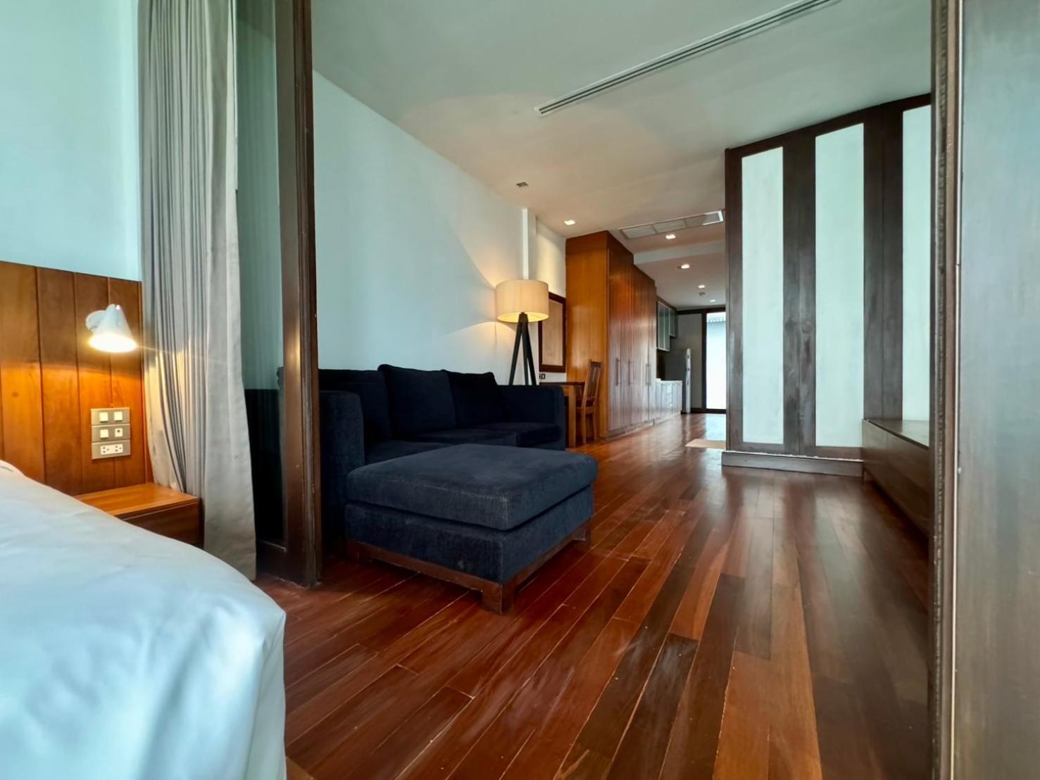 Wish Inn Silom - วิช อินน์ สีลม X Bangkok Exteriör bild